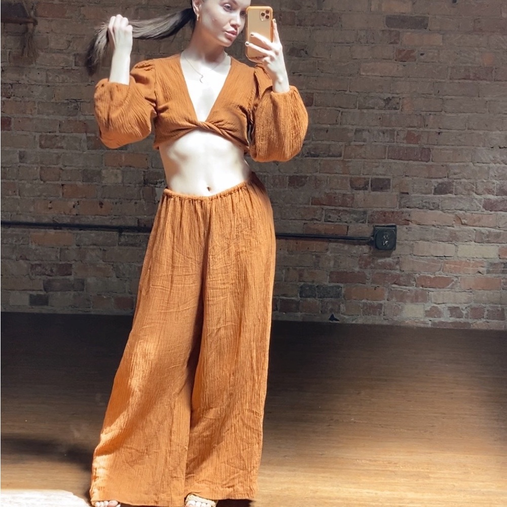 Faithful the Brand Caramel Palmera Top & Rupina Pant Set TOP SIZE 2 PANT SIZE 4